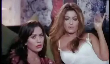 مشت بر لوزه ها و سکس زن وشوهر جمعیت