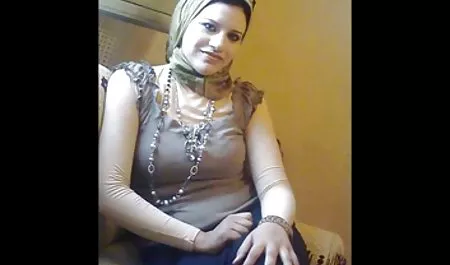 بیدمشک روسی از خروس sexزن و شوهر می خورد و می پرید