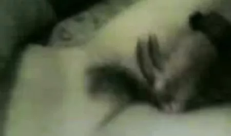 غرفه جوان اسپرم sexزن و شوهر را با کلاه بلوندیکی پر کرد